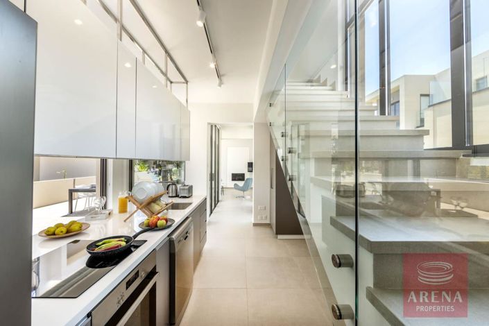 Image No.15-3 Bed Villa for sale