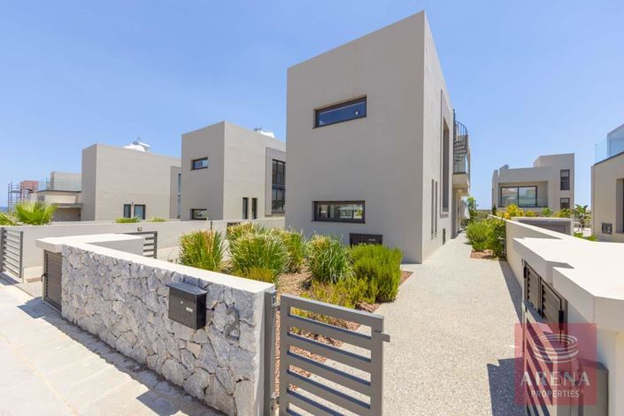 Image No.7-3 Bed Villa for sale