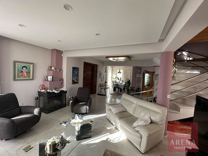 Image No.12-4 Bed Villa for sale