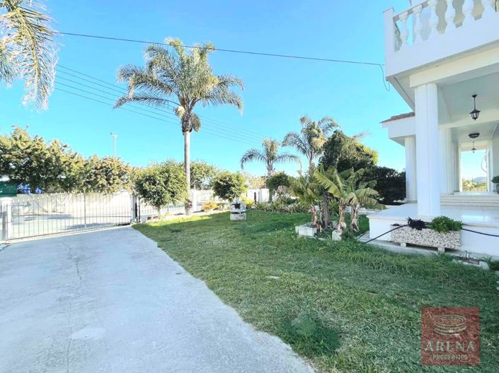 Image No.6-5 Bed Villa for sale