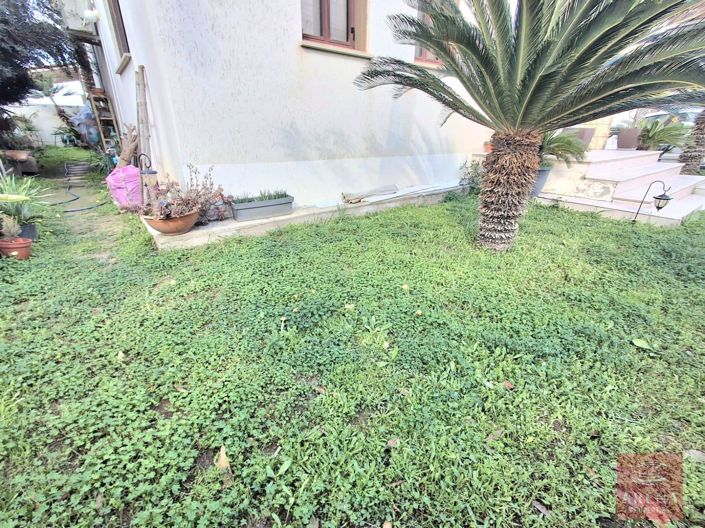 Image No.10-5 Bed Villa for sale