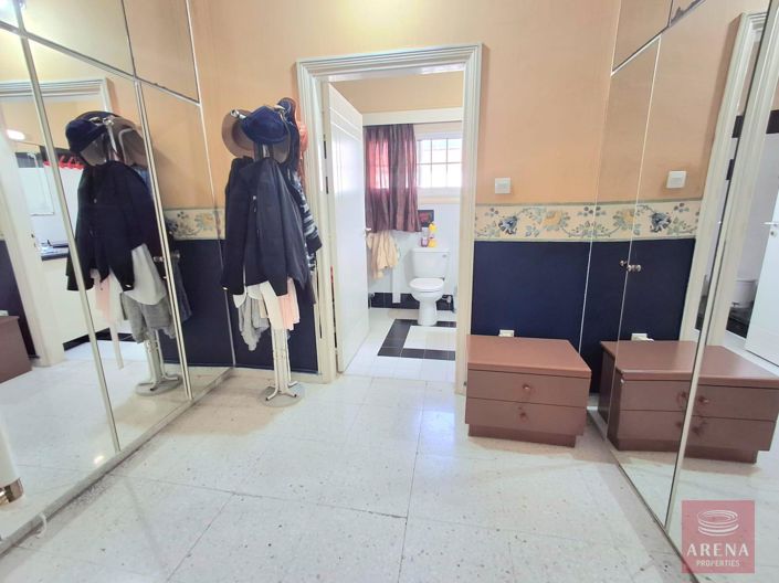 Image No.30-5 Bed Villa for sale