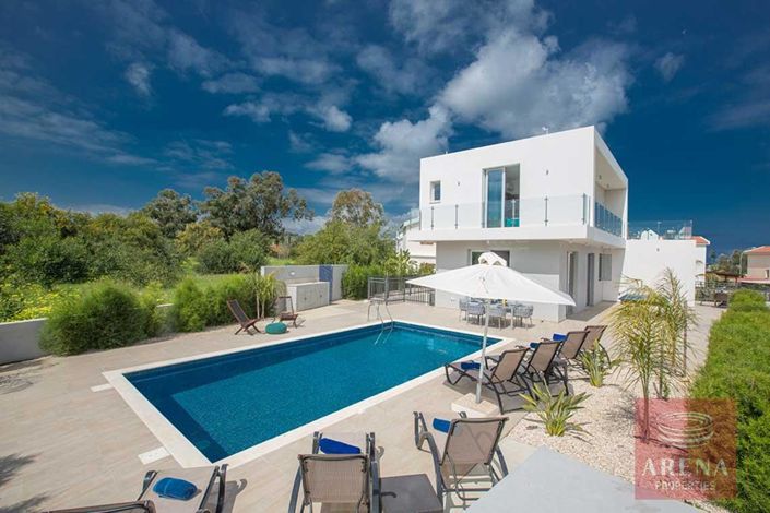 Image No.1-4 Bed Villa for sale