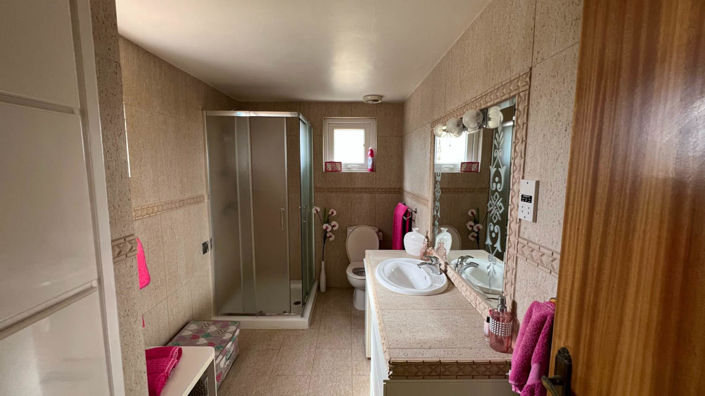 Image No.4-3 Bed Villa for sale