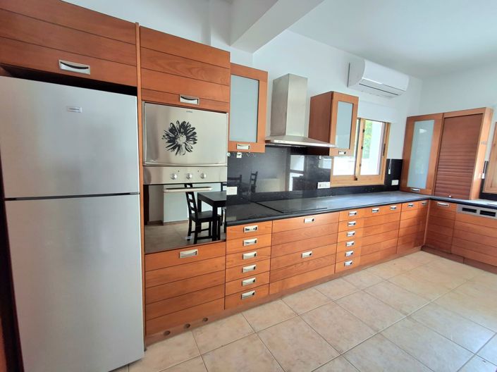 Image No.15-5 Bed Villa for sale