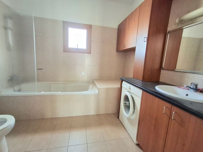 Image No.27-5 Bed Villa for sale