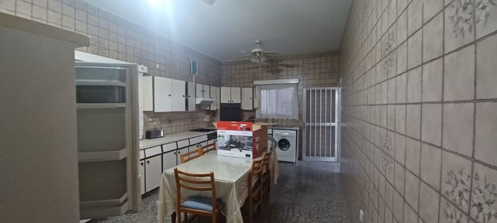 Image No.11-3 Bed Bungalow for sale