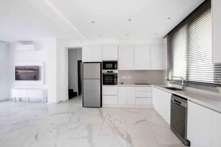 Image No.11-4 Bed Villa for sale