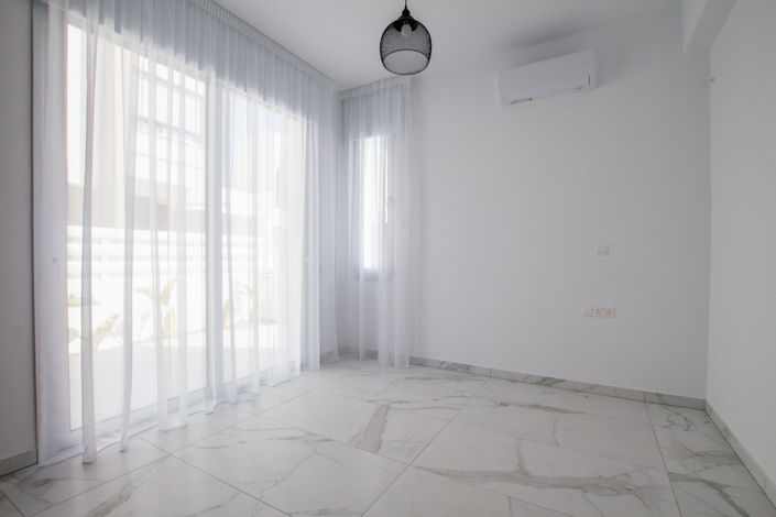 Image No.15-4 Bed Villa for sale