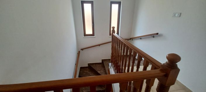 Image No.10-4 Bed Villa for sale