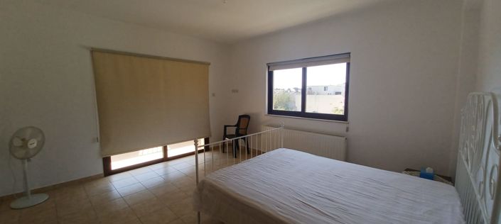 Image No.2-4 Bed Villa for sale