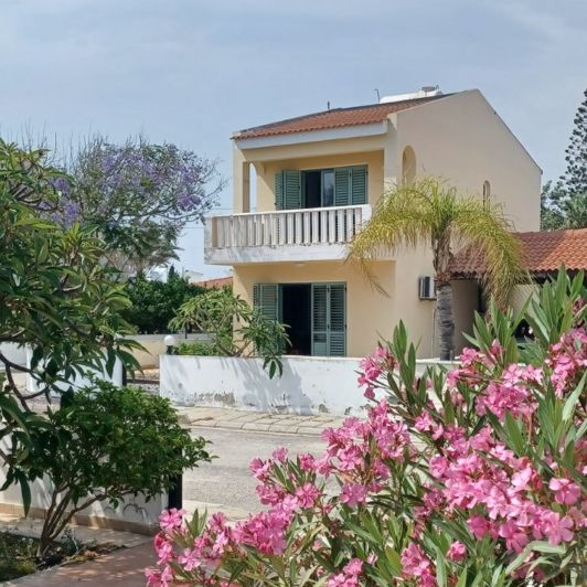 Image No.1-2 Bed Villa for sale