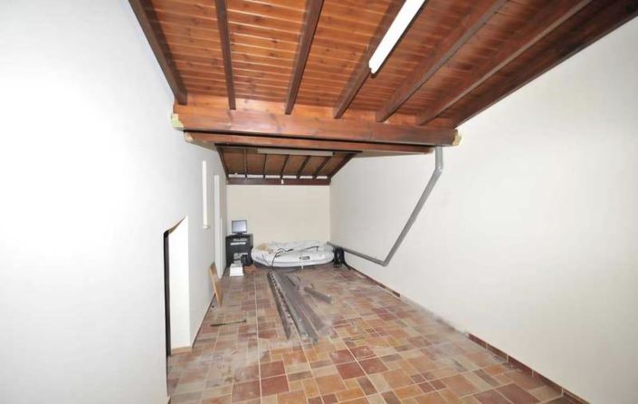 Image No.10-4 Bed Villa for sale