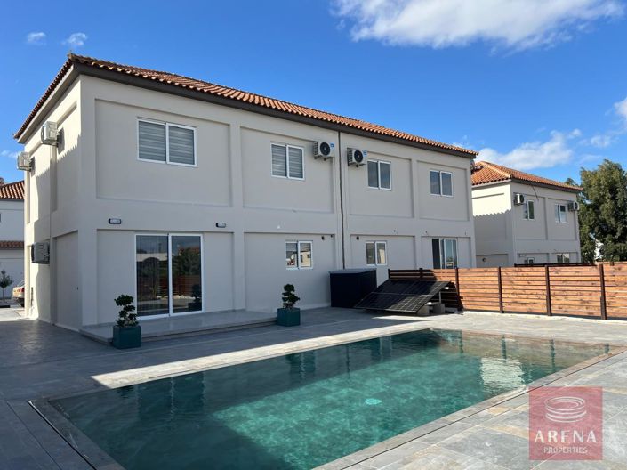 Image No.1-3 Bed Villa for sale