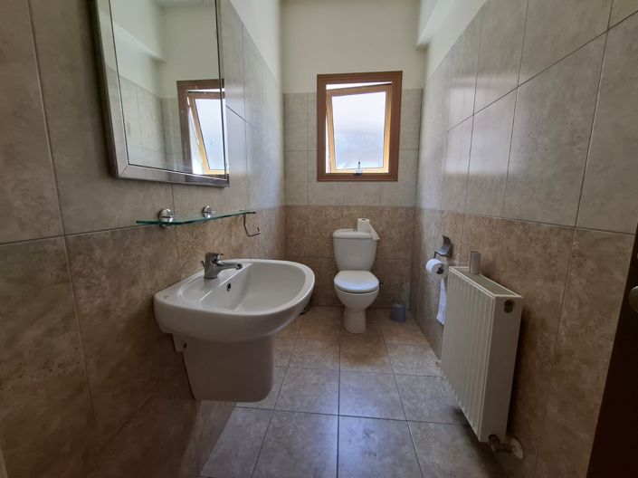 Image No.12-4 Bed Villa for sale