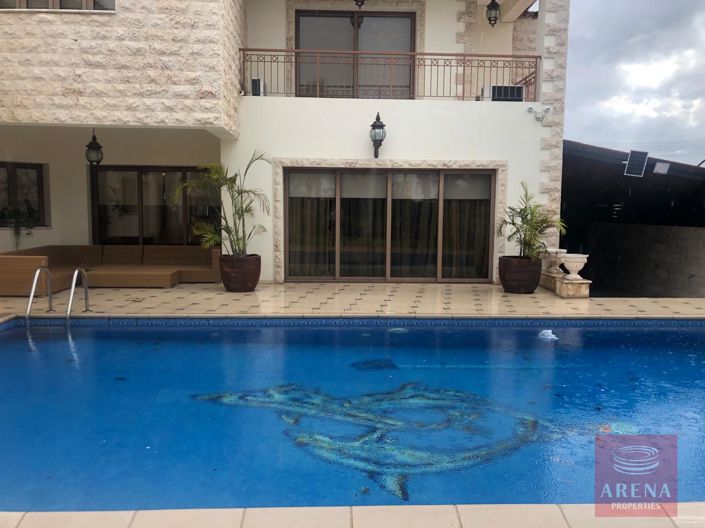 Image No.6-6 Bed Villa for sale