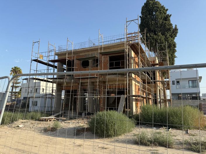 Image No.12-3 Bed Villa for sale