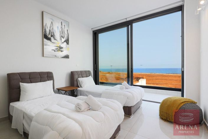 Image No.15-5 Bed Villa for sale