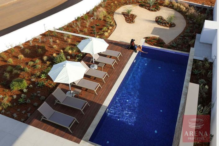 Image No.2-5 Bed Villa for sale