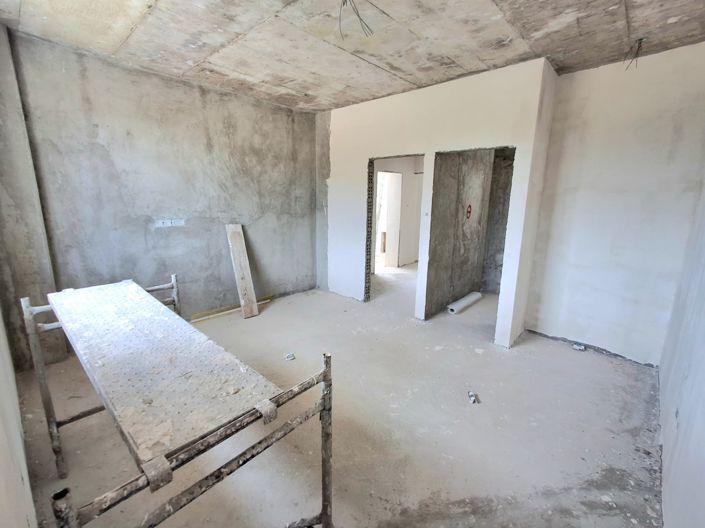 Image No.10-3 Bed Villa for sale