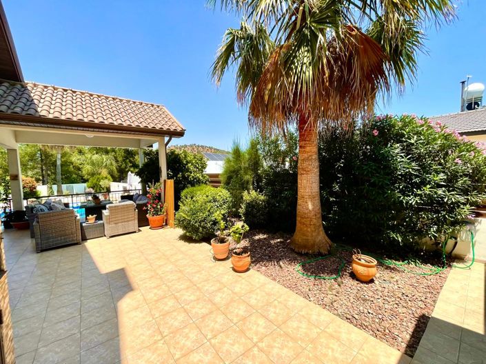 Image No.10-4 Bed Villa for sale