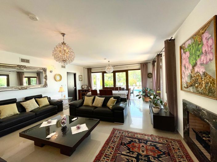 Image No.21-4 Bed Villa for sale