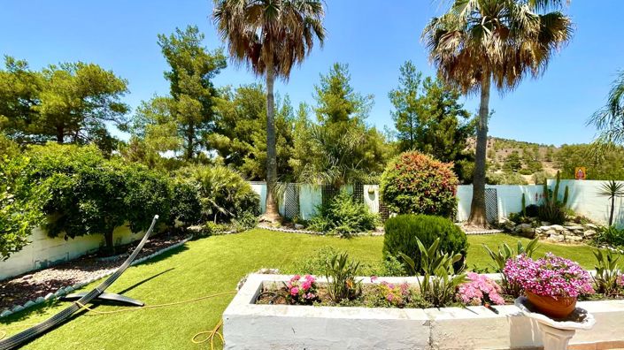 Image No.4-4 Bed Villa for sale