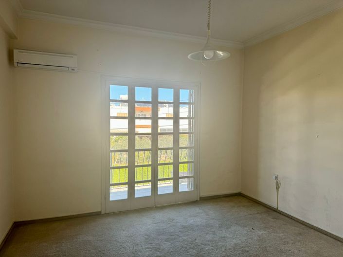 Image No.14-3 Bed Villa for sale