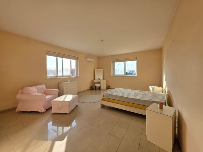 Image No.27-4 Bed Villa for sale