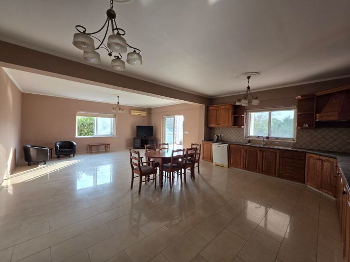 Image No.35-4 Bed Villa for sale