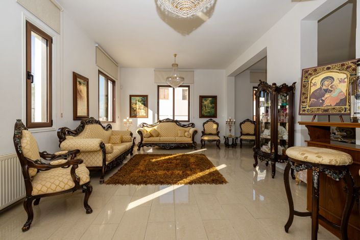 Image No.13-4 Bed Villa for sale