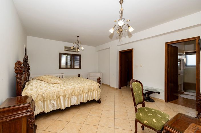 Image No.31-4 Bed Villa for sale