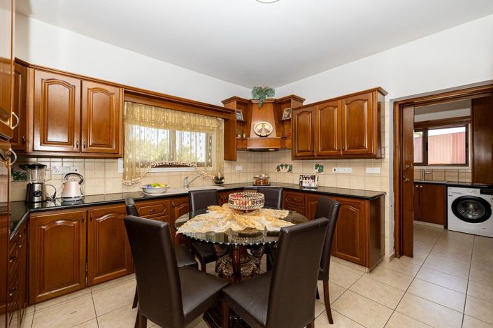 Image No.36-4 Bed Villa for sale