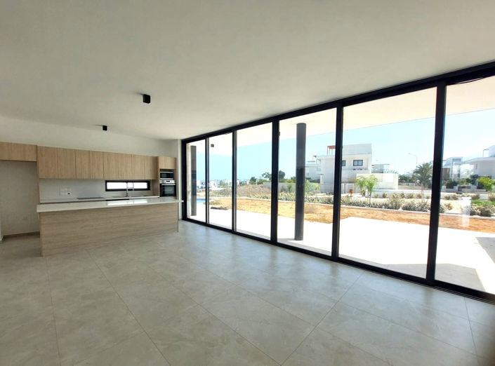 Image No.17-3 Bed Villa for sale