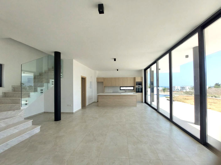 Image No.18-3 Bed Villa for sale