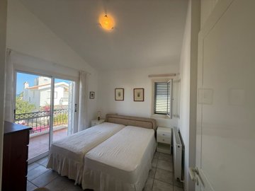 1-villa-in-pernera-10261-13