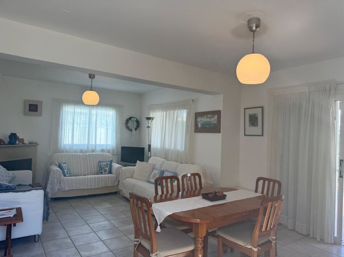 Image No.24-3 Bed Villa for sale