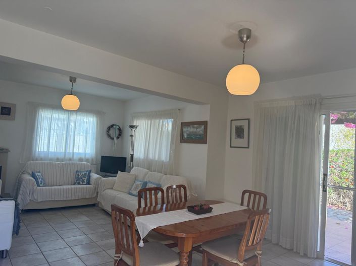 Image No.26-3 Bed Villa for sale