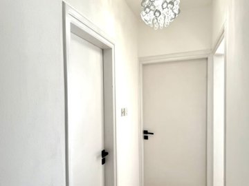 1-apt-pervolia-10287-8