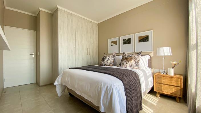 Image No.11-2 Bed Apartment for sale