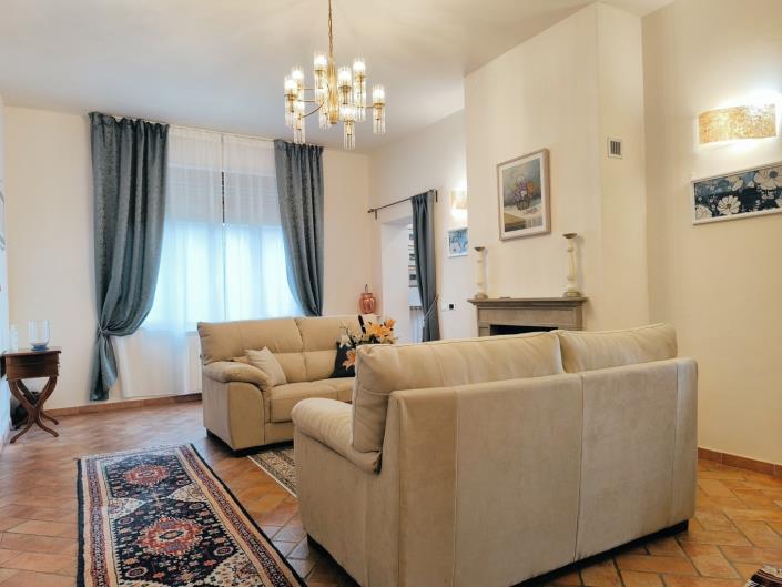 Image No.19-2 Bed Villa for sale