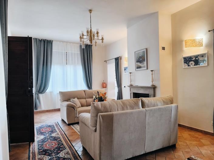 Image No.21-2 Bed Villa for sale