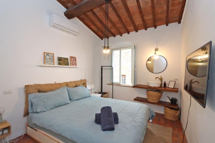 Image No.14-1 Bed Townhouse for sale