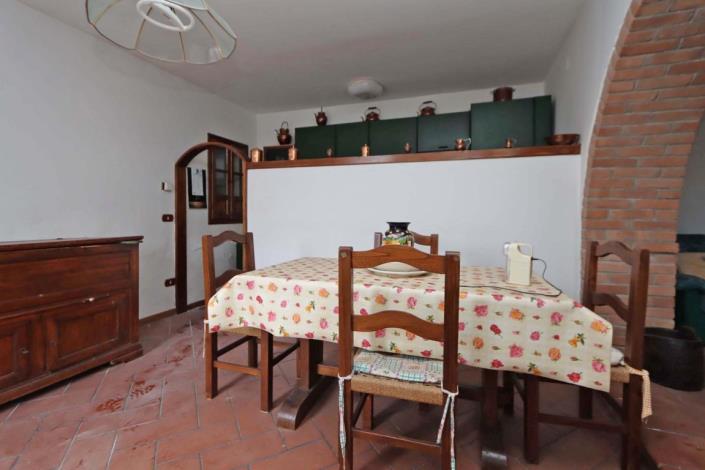 Image No.7-2 Bed House for sale