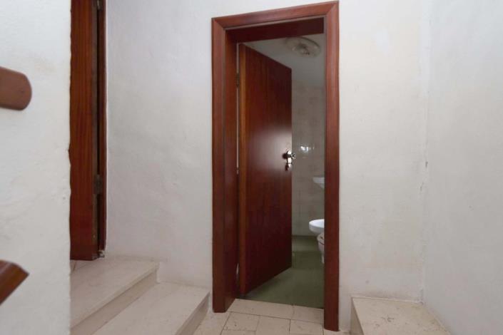 Image No.24-2 Bed House for sale