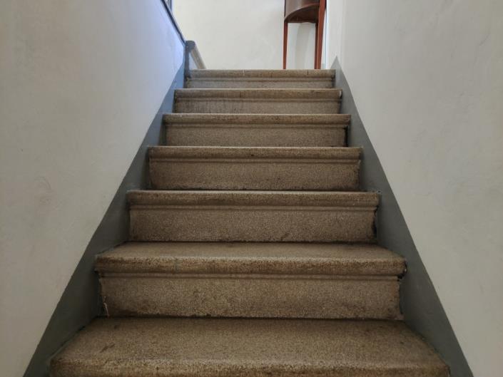 Image No.9-2 Bed Townhouse for sale