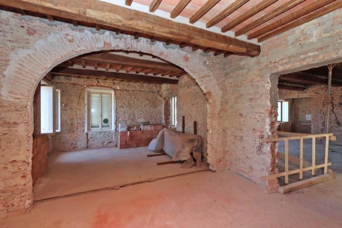 Image No.29-7 Bed House for sale