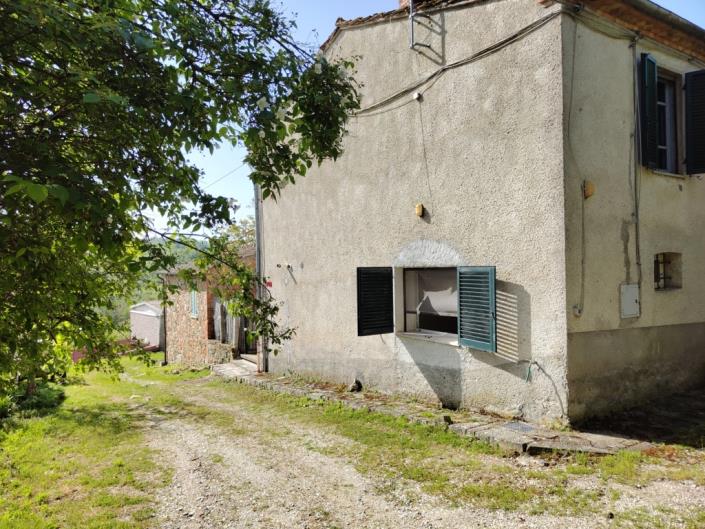 Image No.15-3 Bed Farmhouse for sale