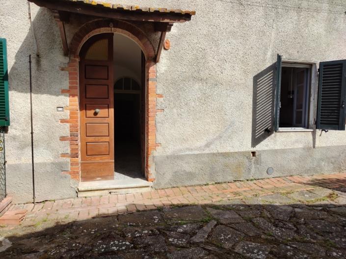 Image No.20-3 Bed Farmhouse for sale