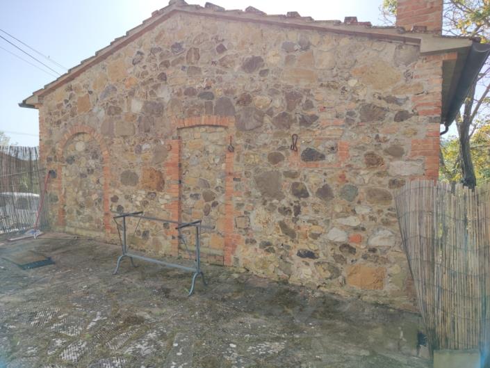 Image No.21-3 Bed Farmhouse for sale